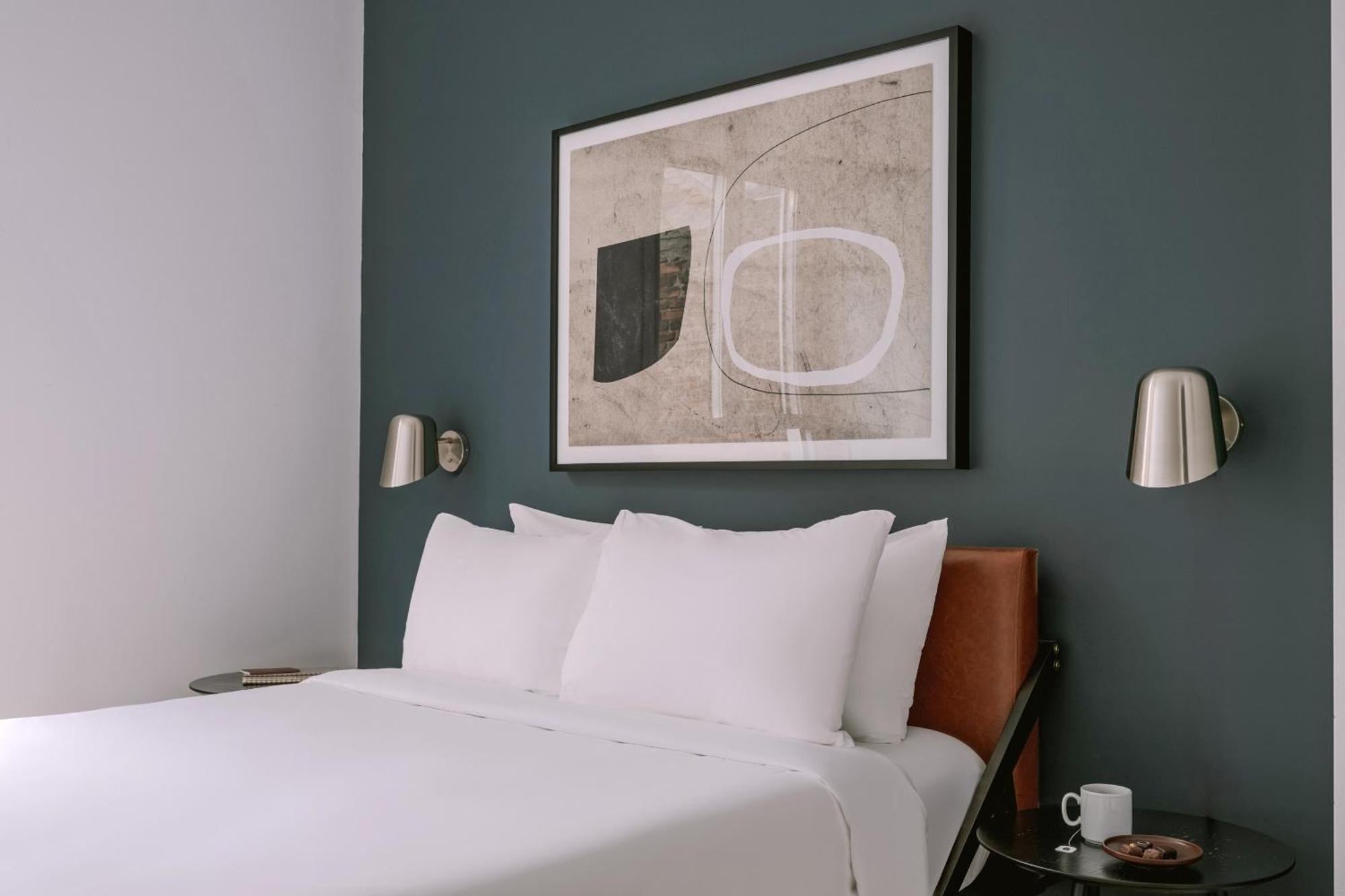 Sonder Penny Lane Aparthotel Монреал Екстериор снимка