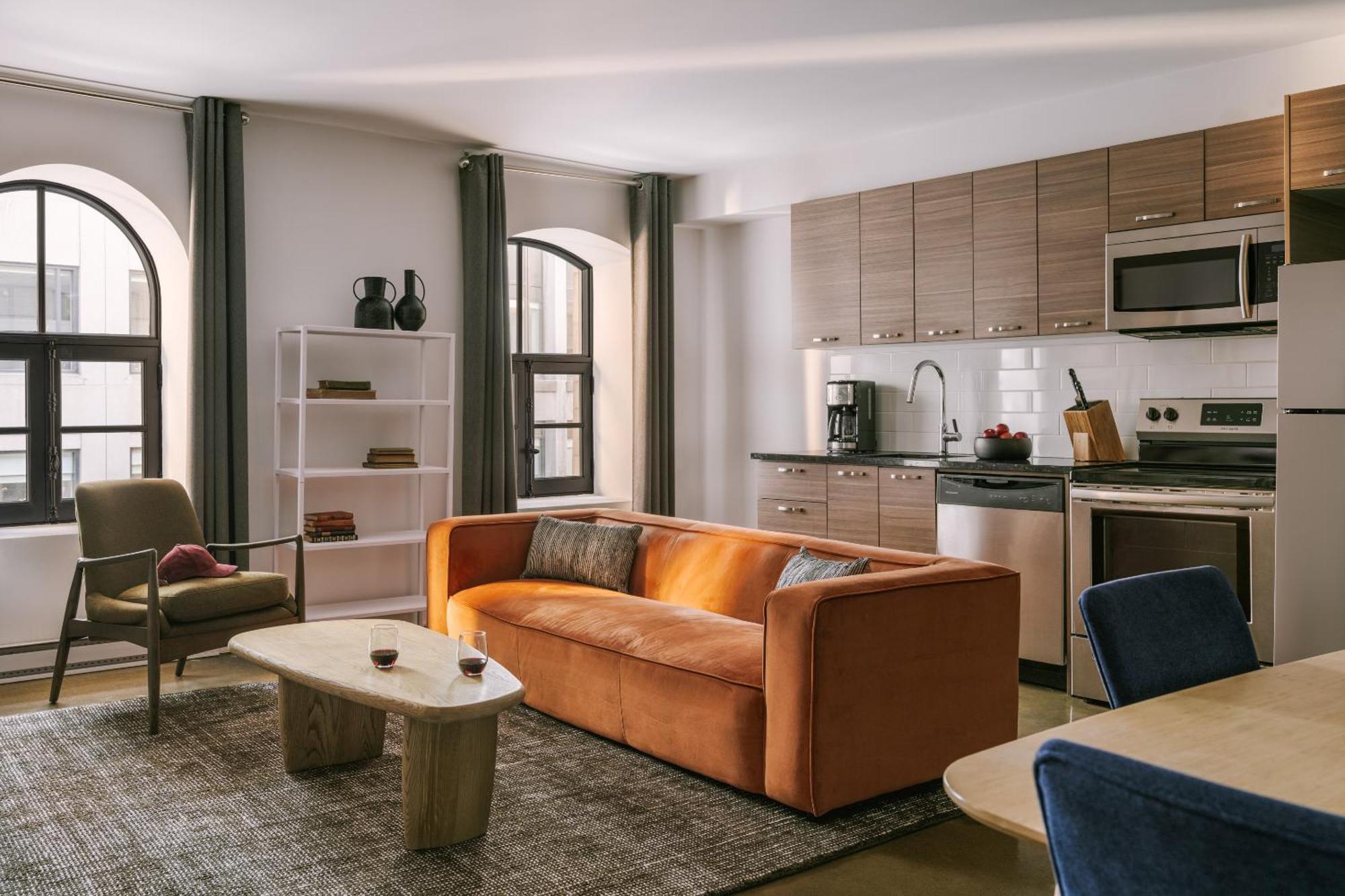 Sonder Penny Lane Aparthotel Монреал Екстериор снимка