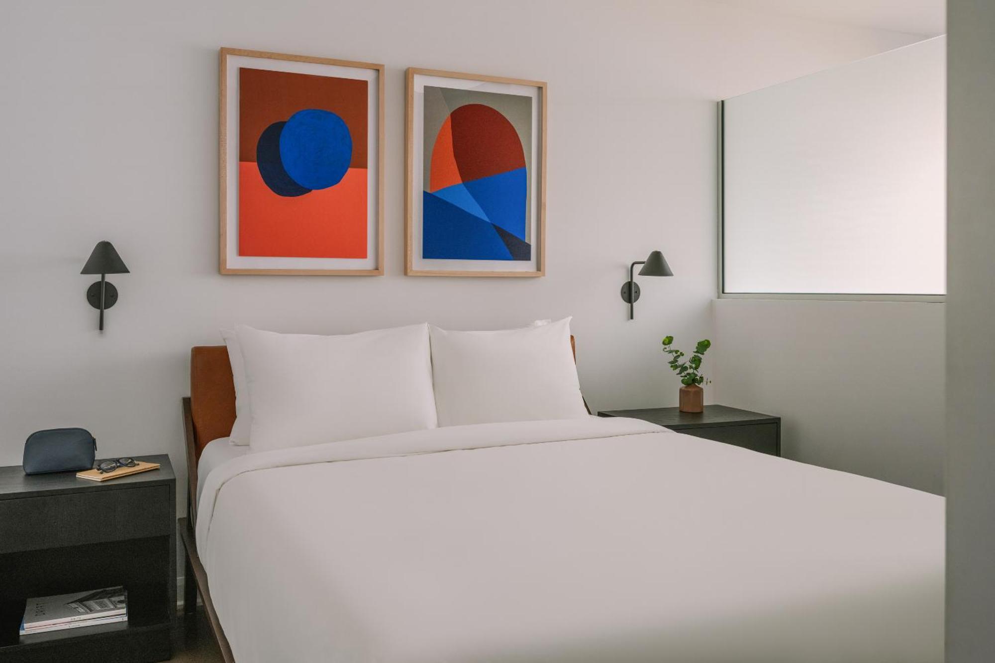 Sonder Penny Lane Aparthotel Монреал Екстериор снимка