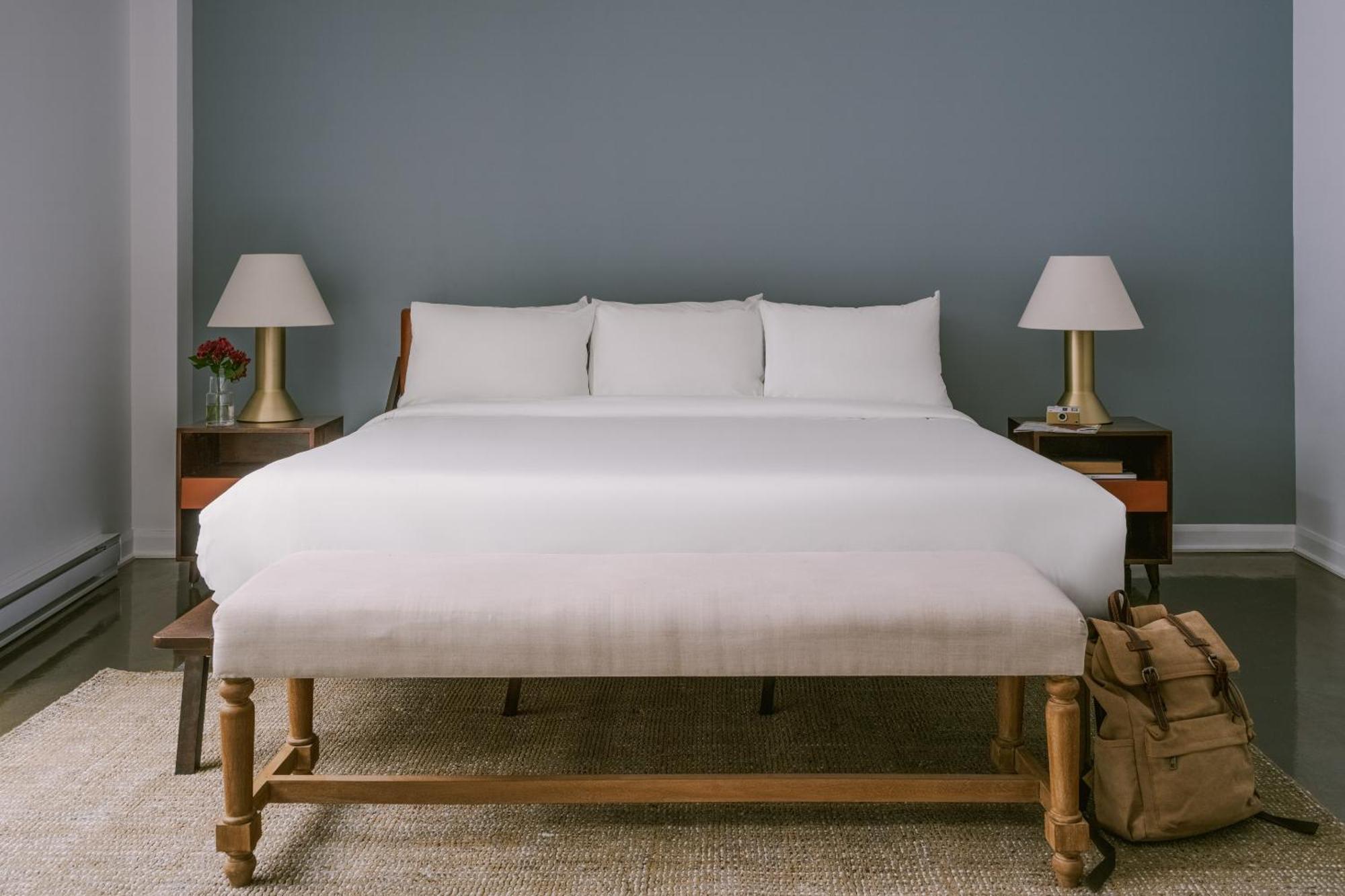 Sonder Penny Lane Aparthotel Монреал Стая снимка