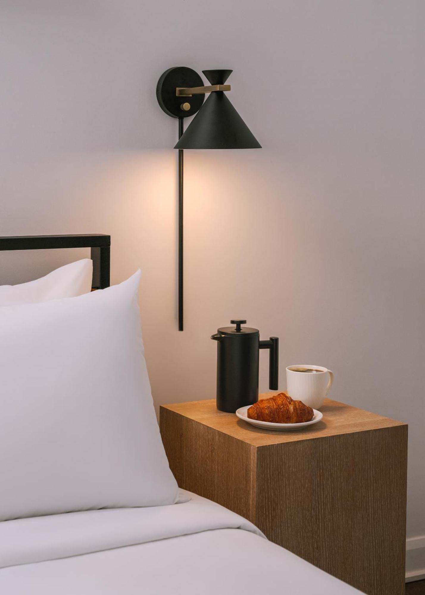 Sonder Penny Lane Aparthotel Монреал Стая снимка
